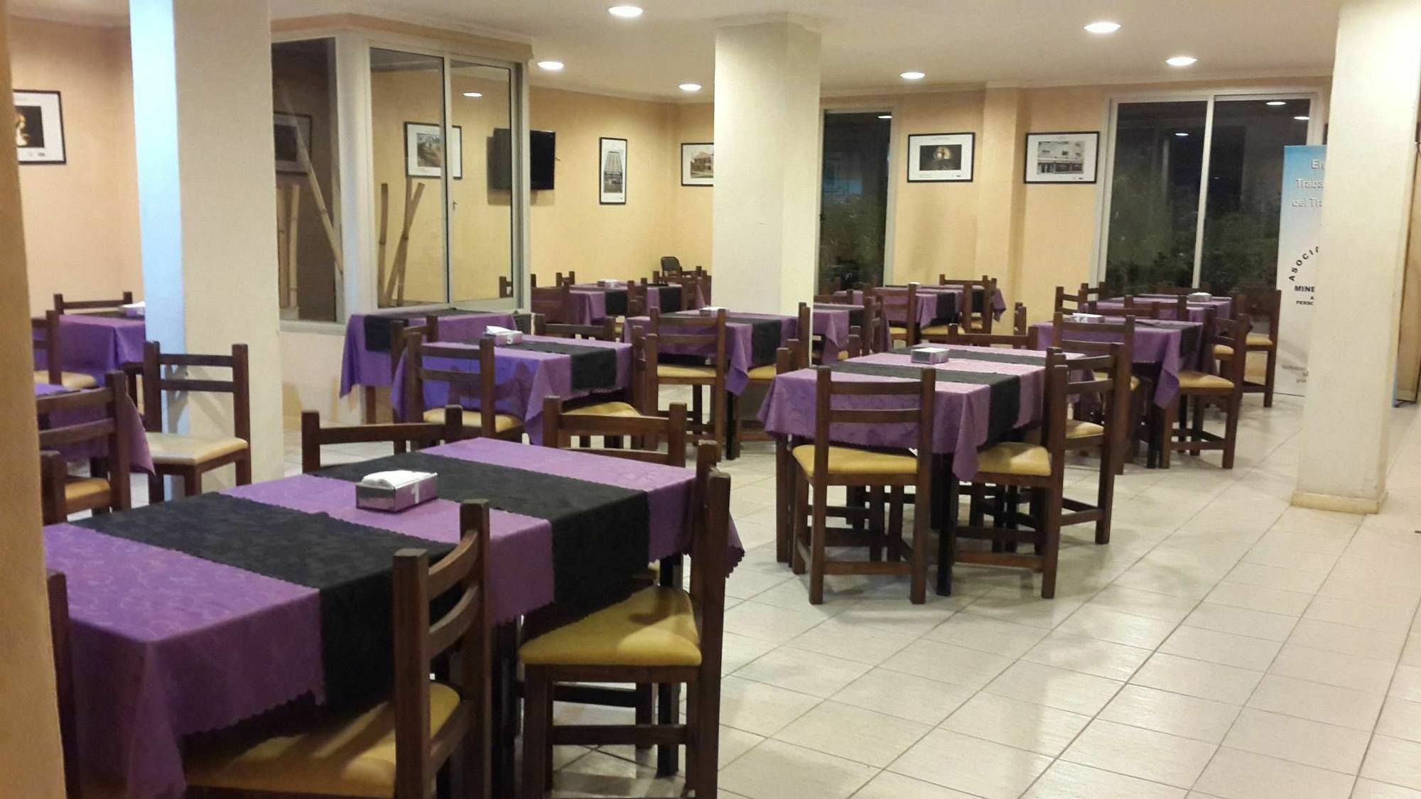 Hotel Aoma Mar Del Plata Bagian luar foto